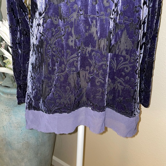 Simply Vera Wang purple blouse - Picture 4 of 11